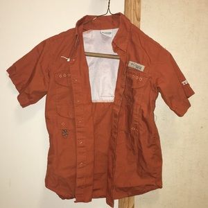 Boy’s button down Colombia shirt